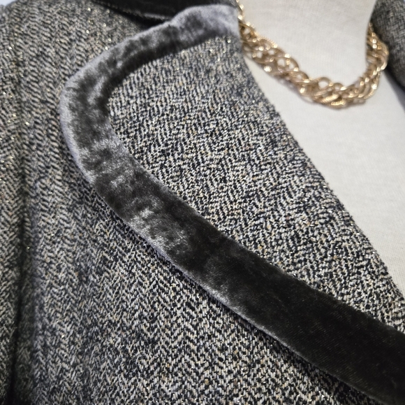 LUISA CERANO Wool Blazer With Velvet Lined Collar And Silk Lining. Size 10 - Picture 5 of 16